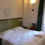 Ξενοδοχείο Prati 2*
